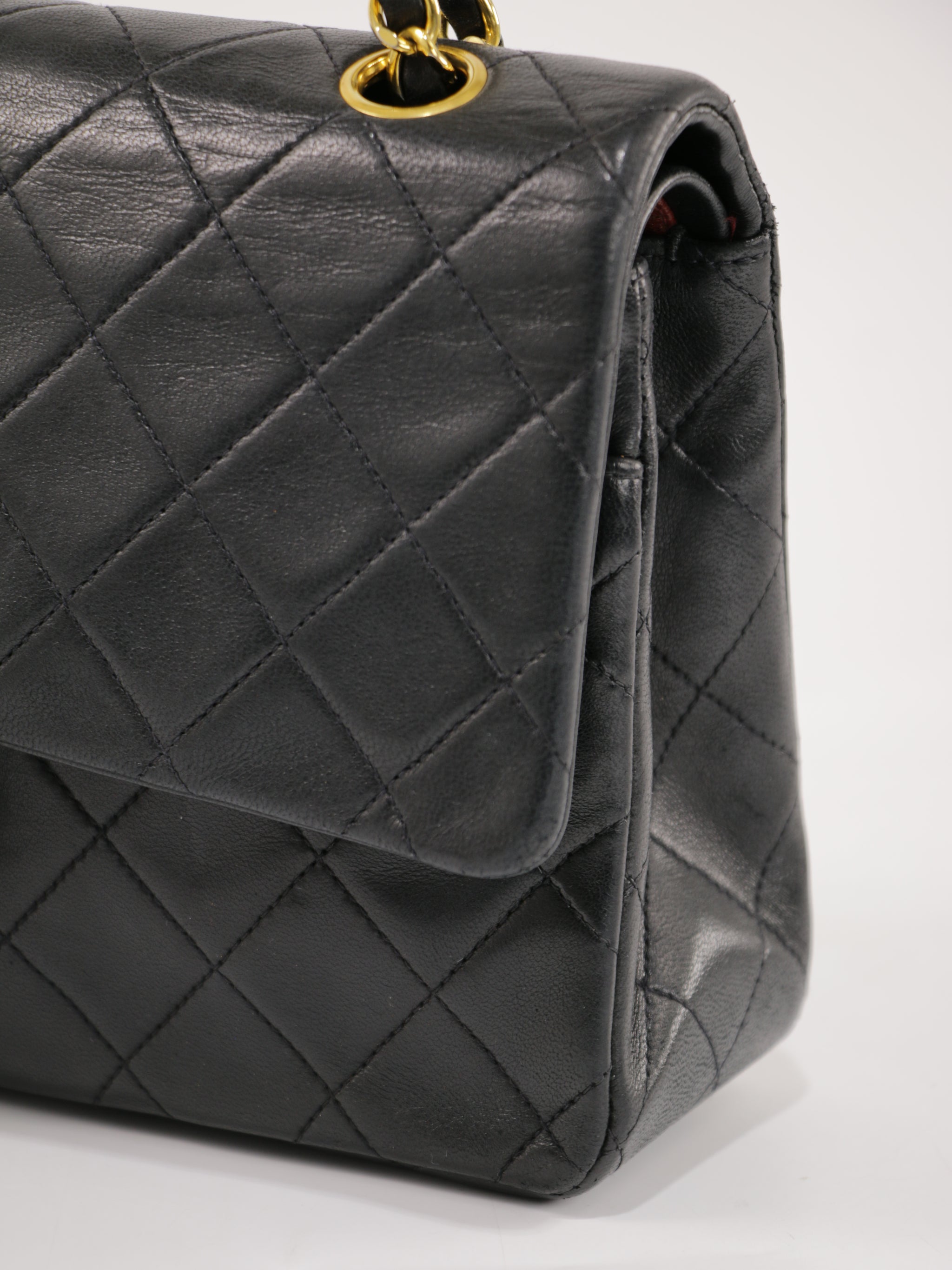 Small Classic Flap